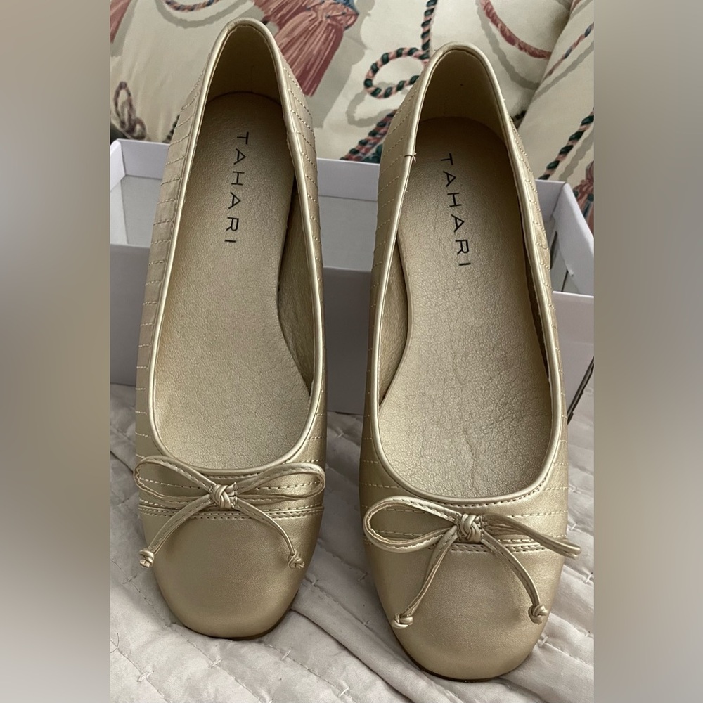 Tahari Women's Metallic Gold Loafers